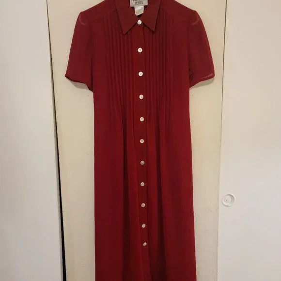 Plaza South Petite Dresses | Plaza South Petite Ladies Red Dress Size 8p Midi Length | Color: Red | Size: 8p | Jrsjbcreations's Closet Plaza South Petite Dresses | Plaza South Petite Ladies Red Dress Size 8p Midi Length | Color: Red | Size: 8p | Jrsjbcreations's Closet